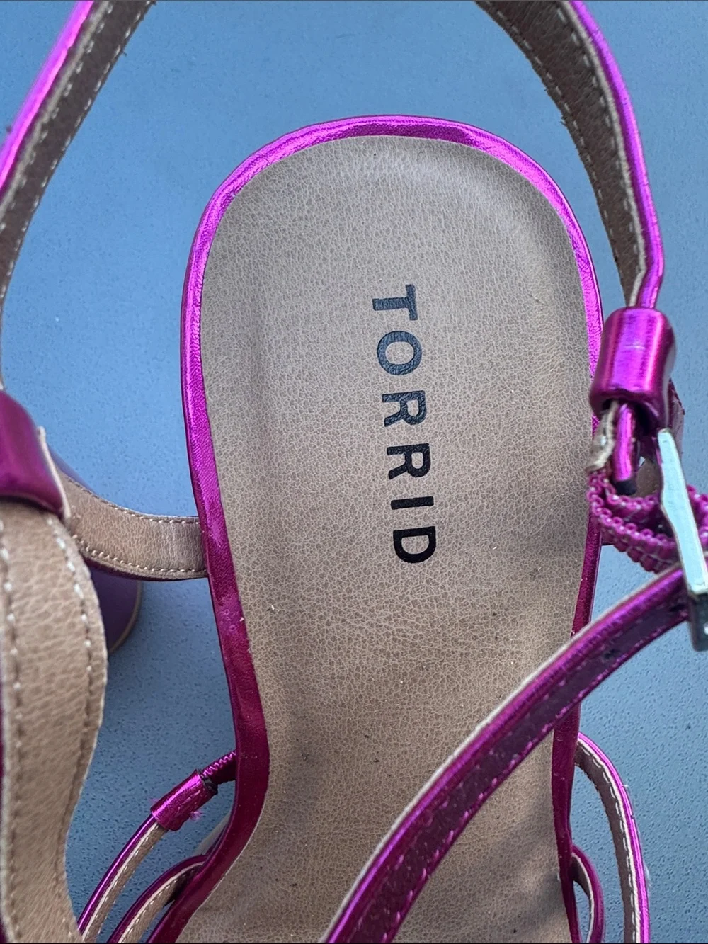 Metallic Magenta Platform Strappy Sandals - Women's